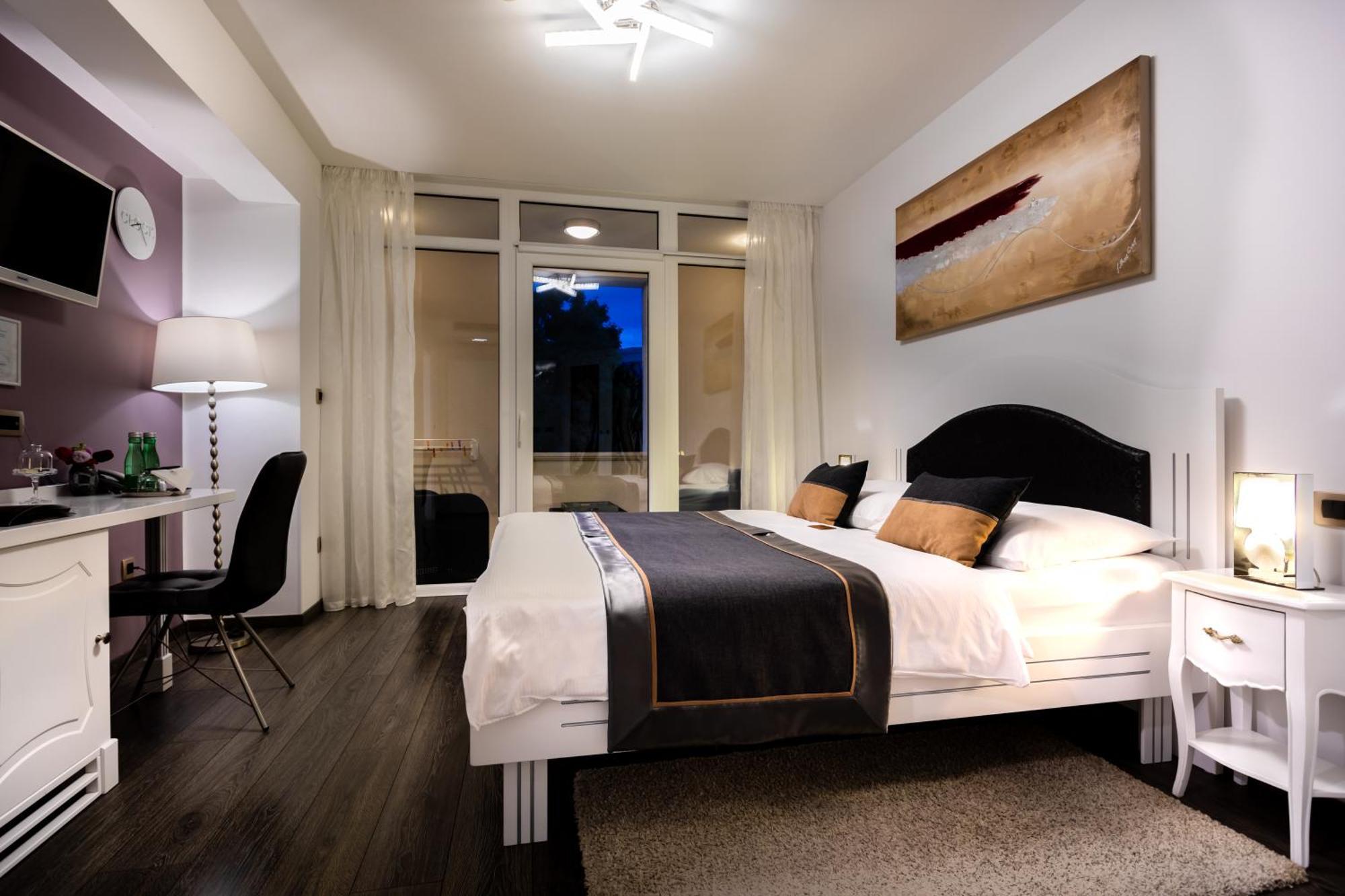 Hotel Heritage Forza باشْكا الغرفة الصورة